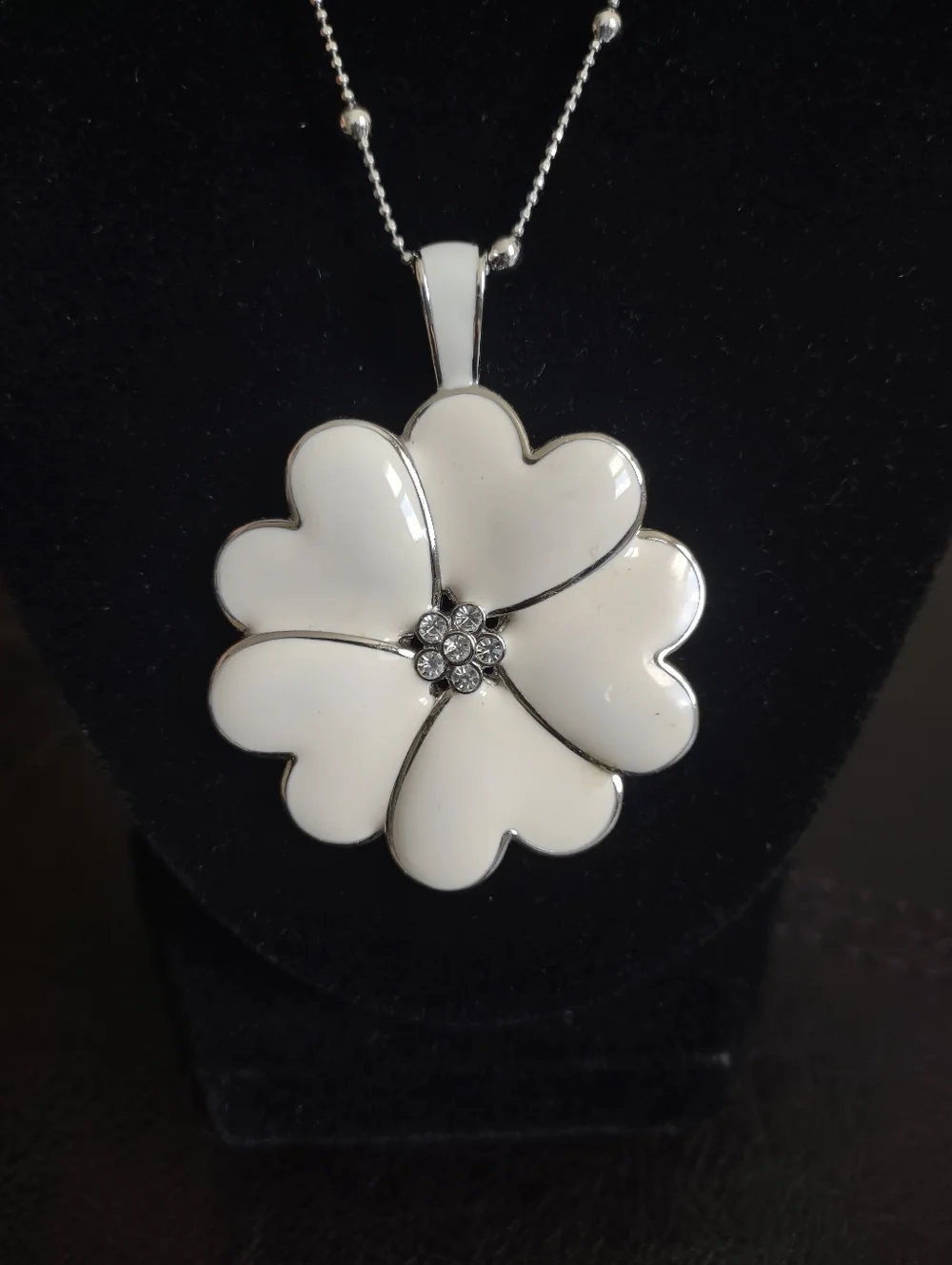 Lia Sophia Lucky in Love Necklace Retired White Enamel Heart Flower Pendant